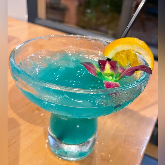 Meet your Posher, Tereza - Picture 3 of 15